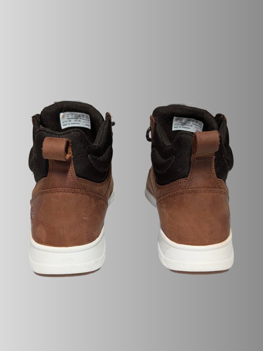 Timberland Parker Street High Top - Like New - Picture 4 of 8